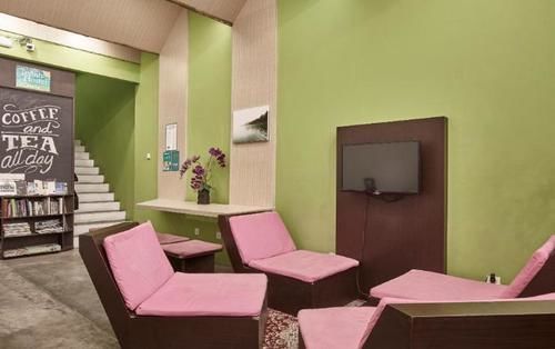 Teduh Hostel Kota Tua Джакарта Екстериор снимка