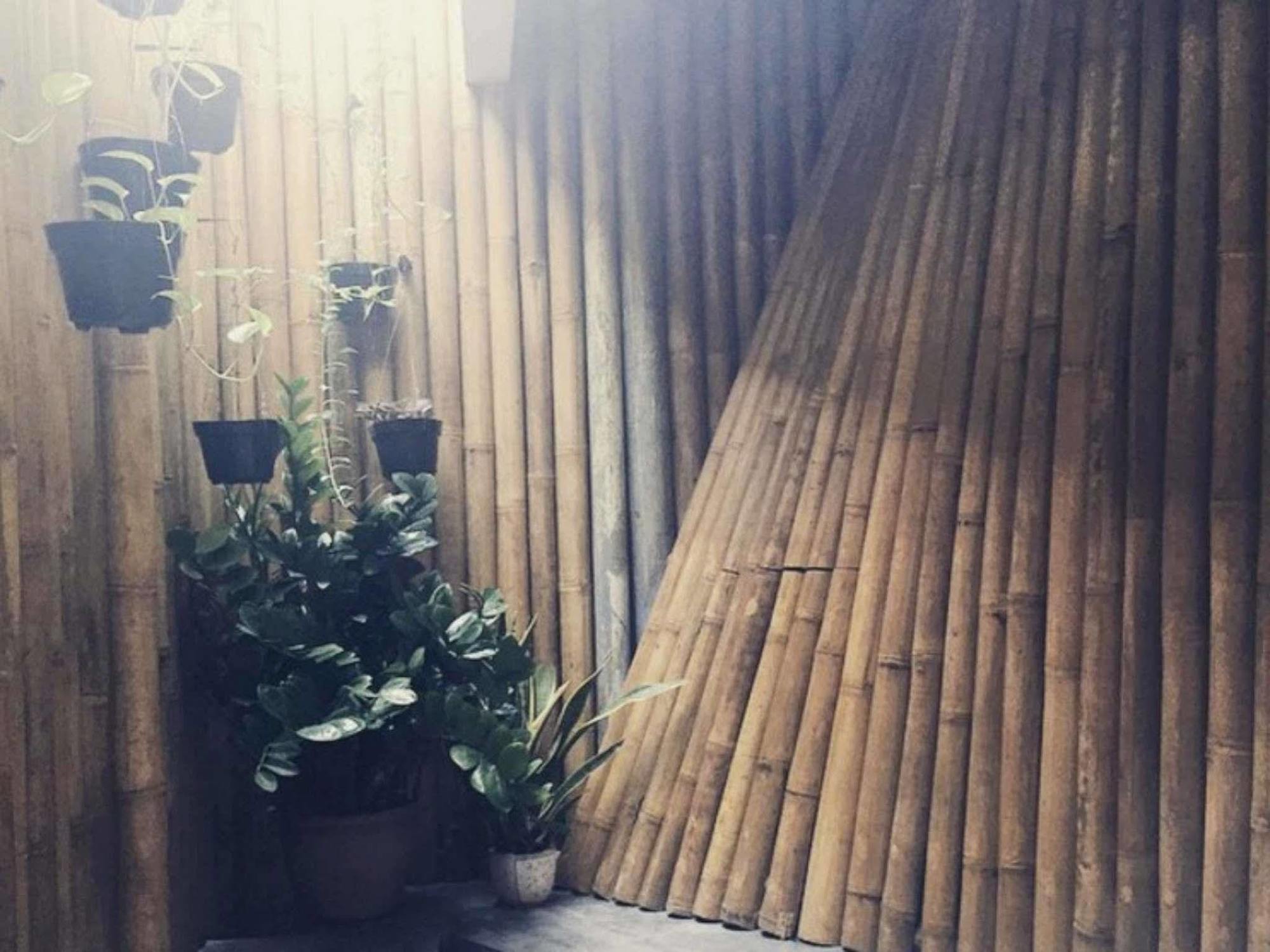 Teduh Hostel Kota Tua Джакарта Екстериор снимка